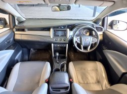Toyota Kijang Innova G A/T Diesel 2018 Abu-abu 8