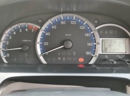 Daihatsu Xenia 1.3 R AT 2020 Abu-abu km 20 ribu 6