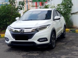 Honda HR-V 1.5L E CVT Special Edition 2018 putih km42rban cash kredit proses bisa dibantu 3