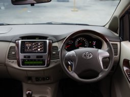 Toyota Kijang Innova V 2013 Hitam 12