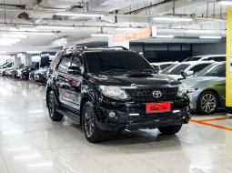 Toyota Fortuner TRD 2014 Hitam