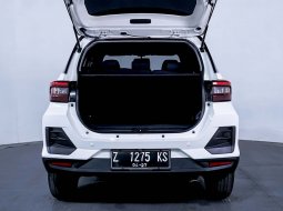 Daihatsu Rocky 1.0 R TC MT 2021  - Mobil Murah Kredit 4