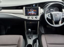 Toyota Kijang Innova G A/T 2.0 Bensin Facelift 2022 Hitam metalik 12
