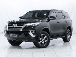 TOYOTA FORTUNER (ATTITUDE BLACK MICA) TYPE G DIESEL LUX 2.4CC A/T (2018) 2