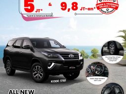 TOYOTA FORTUNER (HITAM) TIPE SRZ 2.7CC AT (2017)