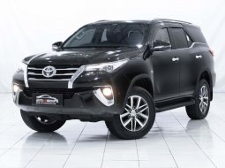 TOYOTA FORTUNER (HITAM) TIPE SRZ 2.7CC AT (2017) 2