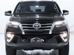 TOYOTA FORTUNER (HITAM) TIPE SRZ 2.7CC AT (2017) 3