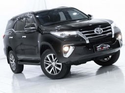 TOYOTA FORTUNER (HITAM) TIPE SRZ 2.7CC AT (2017) 8