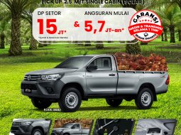 TOYOTA HILUX (SILVER METALLIC)  TYPE PICK UP SINGLE CABIN 2.5 M/T (2017)