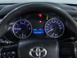 TOYOTA NEW HILUX (ATTITUDE BLACK) TYPE G 2.4CC M/T (2019) 12