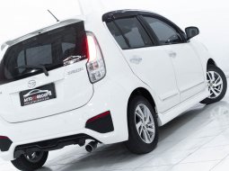 DAIHATSU ALL NEW SIRION (ICY WHITE SOLID)  TYPE D FMC SPORT 1.3 M/T (2016) 9