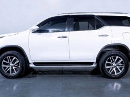 Toyota Fortuner 2.4 TRD AT 2019 3