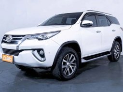 Toyota Fortuner 2.4 TRD AT 2019 5