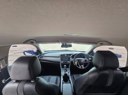 Honda Civic ES 2019 Sedan putih 7