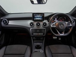 Mercedes-Benz GLA 200 2018 Putih  - Beli Mobil Bekas Murah  - Promo DP & Angsuran Murah
