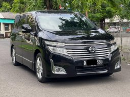 Nissan Elgrand 2.5 Automatic 2011 Hitam. Jual Cepat Siap Pakai!!!