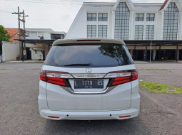 Honda Odyssey 2.4L 2014 Putih 6
