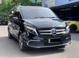 Mercedes-Benz V-Class V 260