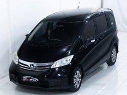 HONDA FREED (CRYSTAL BLACK PEARL) TYPE S FACELIFT 1.5CC A/T (2014) 6