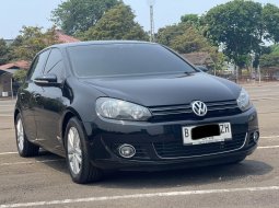 Volkswagen Golf TSI Hitam. Jual Cepat Siap Pakai..!!