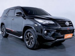 JUAL Toyota Fortuner 2.4 VRZ TRD AT 2019 Hitam 1