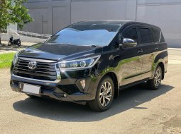 Toyota Kijang Innova V A/T Diesel 2021 Hitam 2