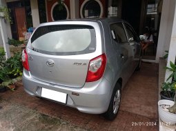  TDP (7JT) Daihatsu AYLA D PLUS 1.0 MT 2023 Silver  4