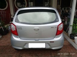  TDP (7JT) Daihatsu AYLA D PLUS 1.0 MT 2023 Silver  3