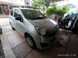  TDP (7JT) Daihatsu AYLA D PLUS 1.0 MT 2023 Silver  9