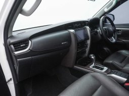 Toyota Fortuner 2.4 VRZ AT 2018  - Beli Mobil Bekas Murah 4