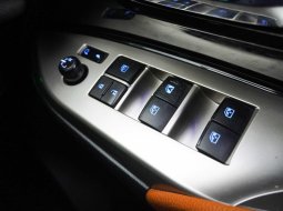 2016 Toyota KIJANG INNOVA V 2.0 4