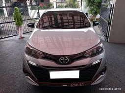  TDP (16JT) Toyota YARIS S TRD 1.5 AT 2018 Silver  1