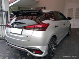  TDP (16JT) Toyota YARIS S TRD 1.5 AT 2018 Silver  5