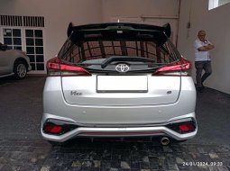  TDP (16JT) Toyota YARIS S TRD 1.5 AT 2018 Silver  4