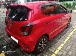  TDP (7JT) Daihatsu AYLA R 1.2 MT 2017 Merah  3