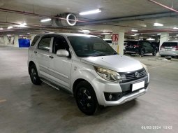  TDP (7JT) Daihatsu TERIOS X EXTRA 1.5 MT 2016 Silver  3