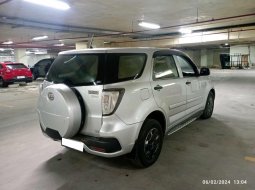  TDP (7JT) Daihatsu TERIOS X EXTRA 1.5 MT 2016 Silver  4