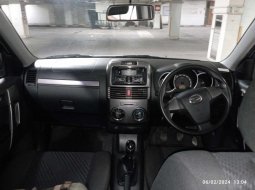  TDP (7JT) Daihatsu TERIOS X EXTRA 1.5 MT 2016 Silver  6