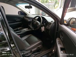 TDP (12JT) Honda HRV E SE 1.5 AT 2018 Hitam  7