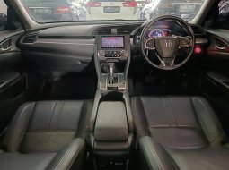Honda Civic ES 1.5L Turbo 2018 8