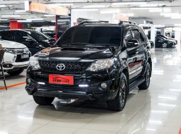 Toyota Fortuner G vnt 2014 pakai 2015 Hitam 1