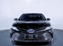 Toyota Camry 2.5 Hybrid 2020 1
