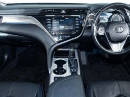 Toyota Camry 2.5 Hybrid 2020 5