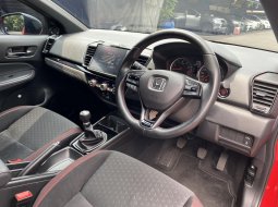Honda City Hatchback RS MT 7