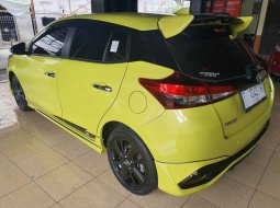 Toyota Yaris New GR Sport CVT 2022 Kuning Facelift 3