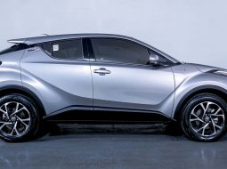 JUAL Toyota C-HR Hybrid CVT 2020 Silver 5