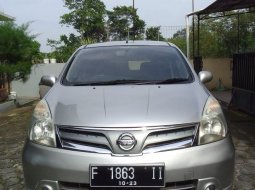 Nissan Livina SV 2013 SUV 1