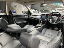 Honda Civic Turbo 1.5 Automatic 2017 Hitam Jual cepat siap pakai..!!! 8