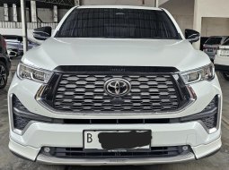 Toyota Innova Zenix Q Hybrid Modelista A/T ( Matic ) 2022/ 2023 Putih Km 9rban Mulus Siap Pakai Gres