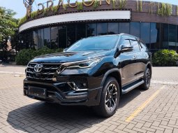 Toyota Fortuner New 4x2 2.4 GR Sport AT Matic 2021 Hitam 2